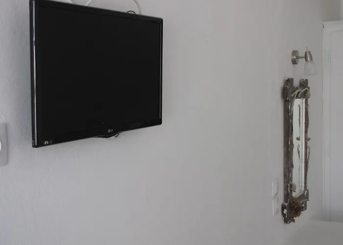 Garden * Fira (Santorini)