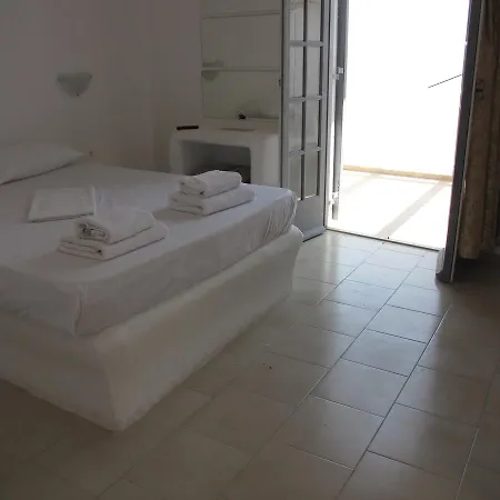 Garden Apartment Fira (Santorini)