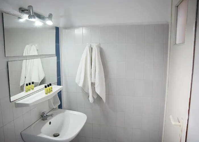 Garden Fira (Santorini)